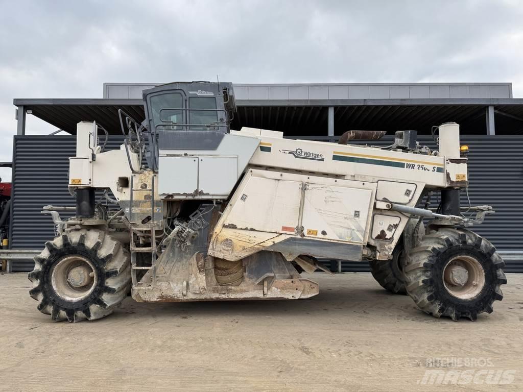 Wirtgen WR 2500S Ресайклери