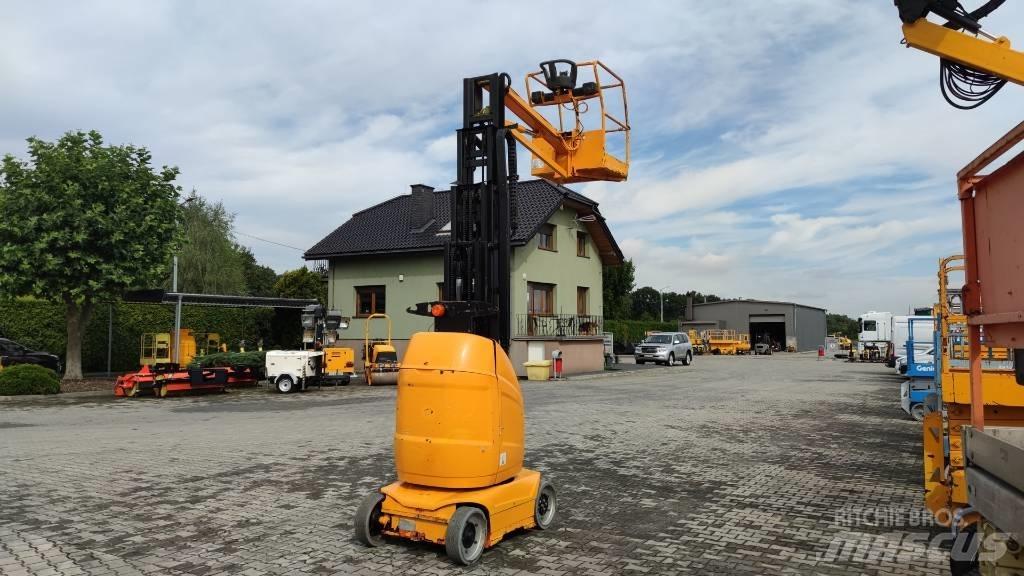 JLG Toucan 10 E Вертикальні щоглові підйомники
