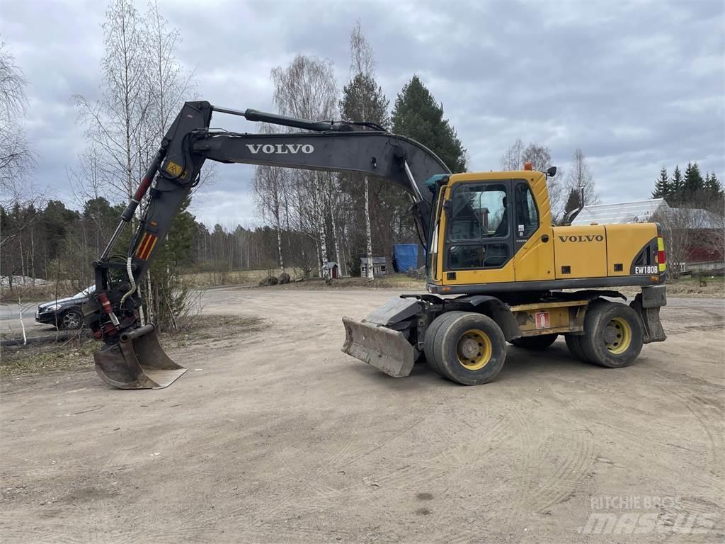 Volvo EW 180 B Колісні екскаватори