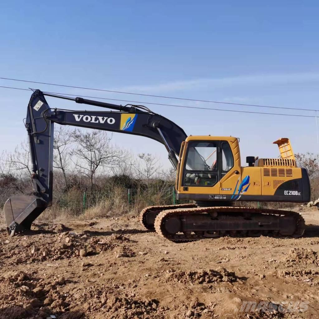 Volvo EC210B Гусеничні екскаватори