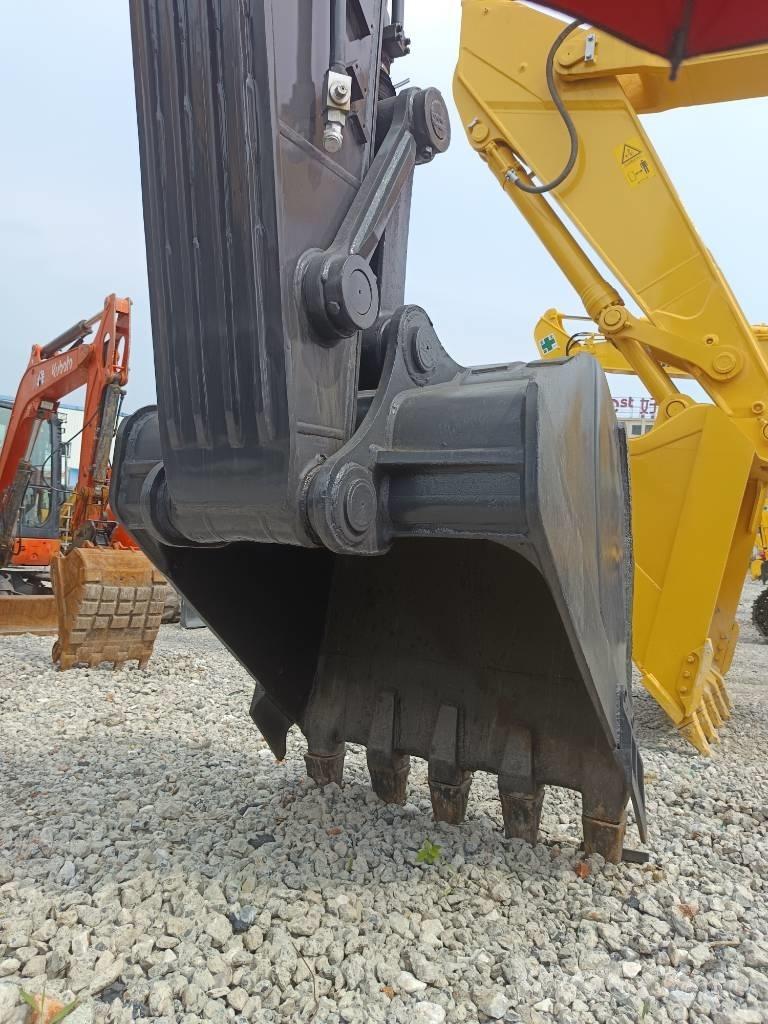 Volvo EC 290 Гусеничні екскаватори
