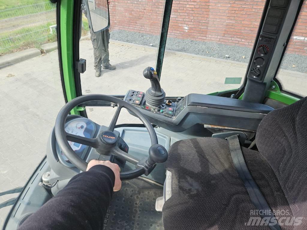 Holder C 250 Підсобні машини