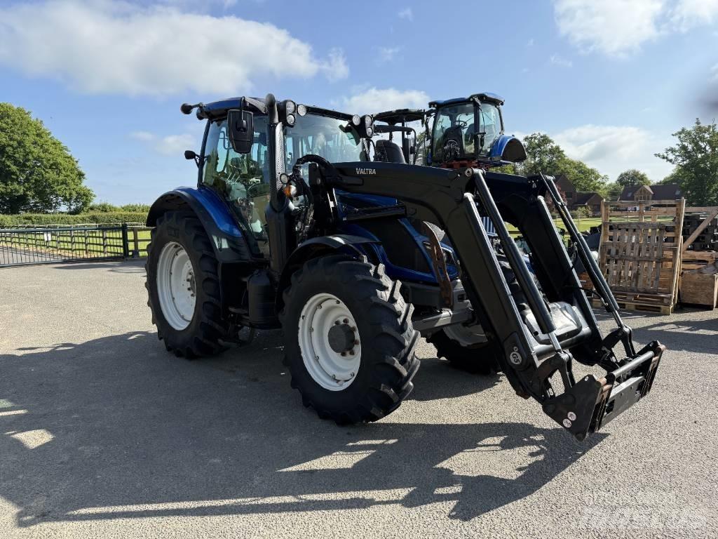 Valtra N 134 Active Трактори