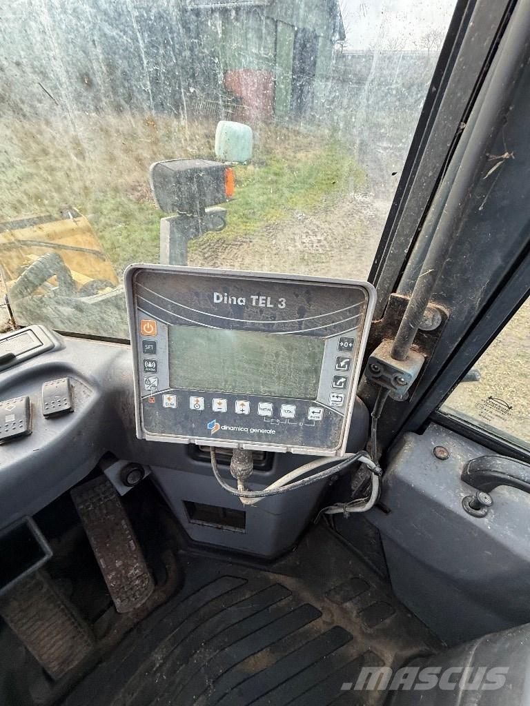 HOEGILD VM 3/32 Завантажувачі змішувальних машин