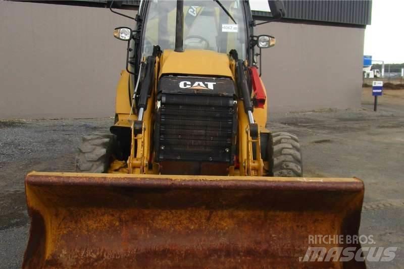 CAT 428F Екскаватори-навантажувачі