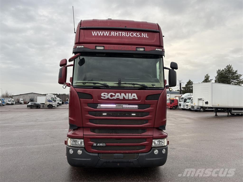 Scania R450 8x2/4 Шасі з кабіною