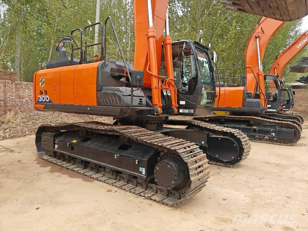 Hitachi ZX300 Гусеничні екскаватори