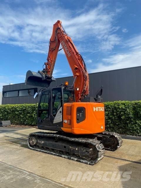Hitachi ZX 135 US-6 Гусеничні екскаватори