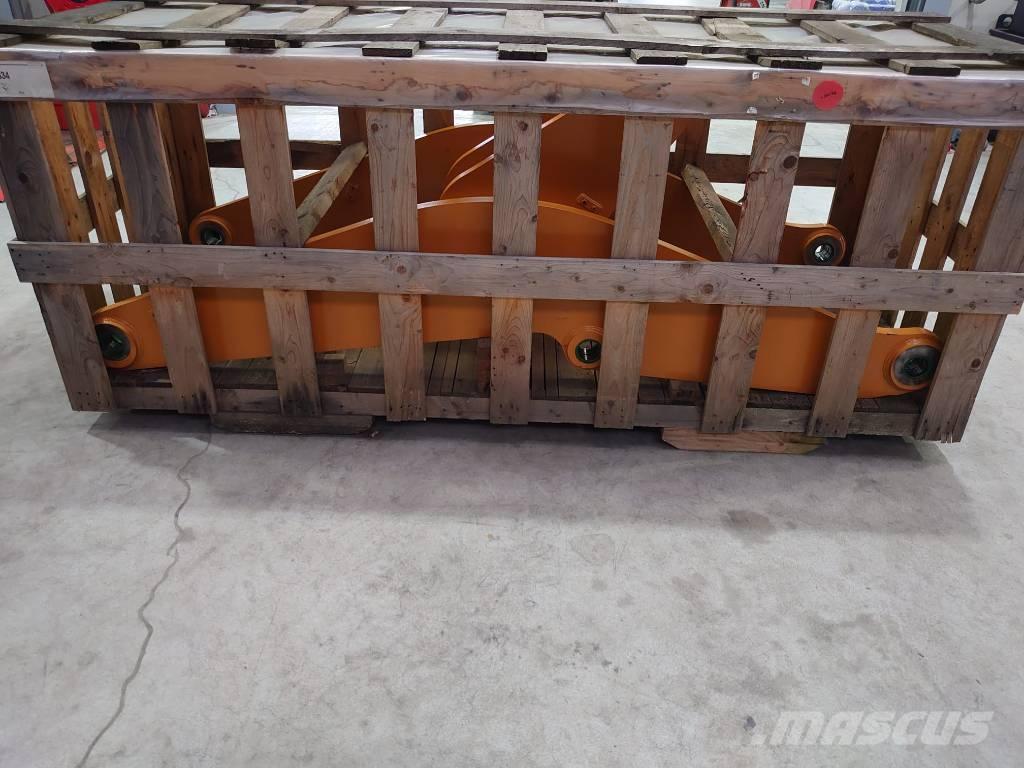 CASE 821G Бони і ковші