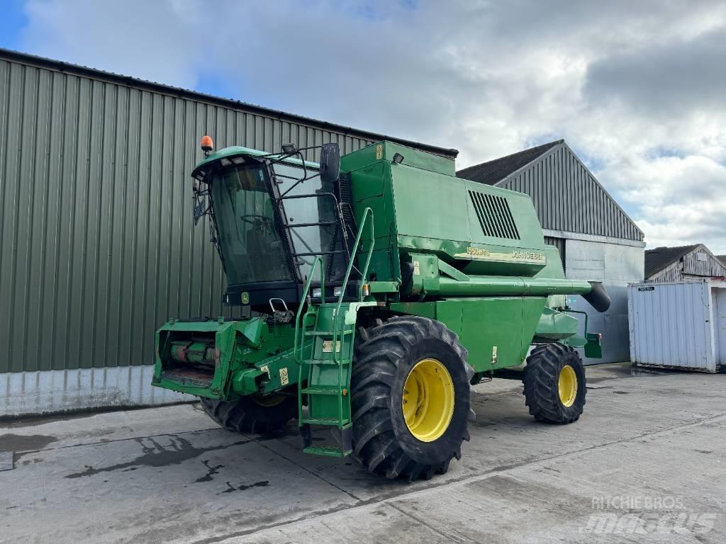 John Deere 1550 WTS Зернозбиральні комбайни