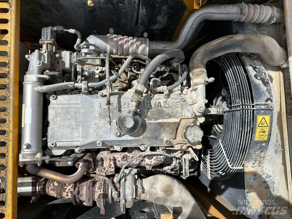 JCB JS 240 N LC Гусеничні екскаватори