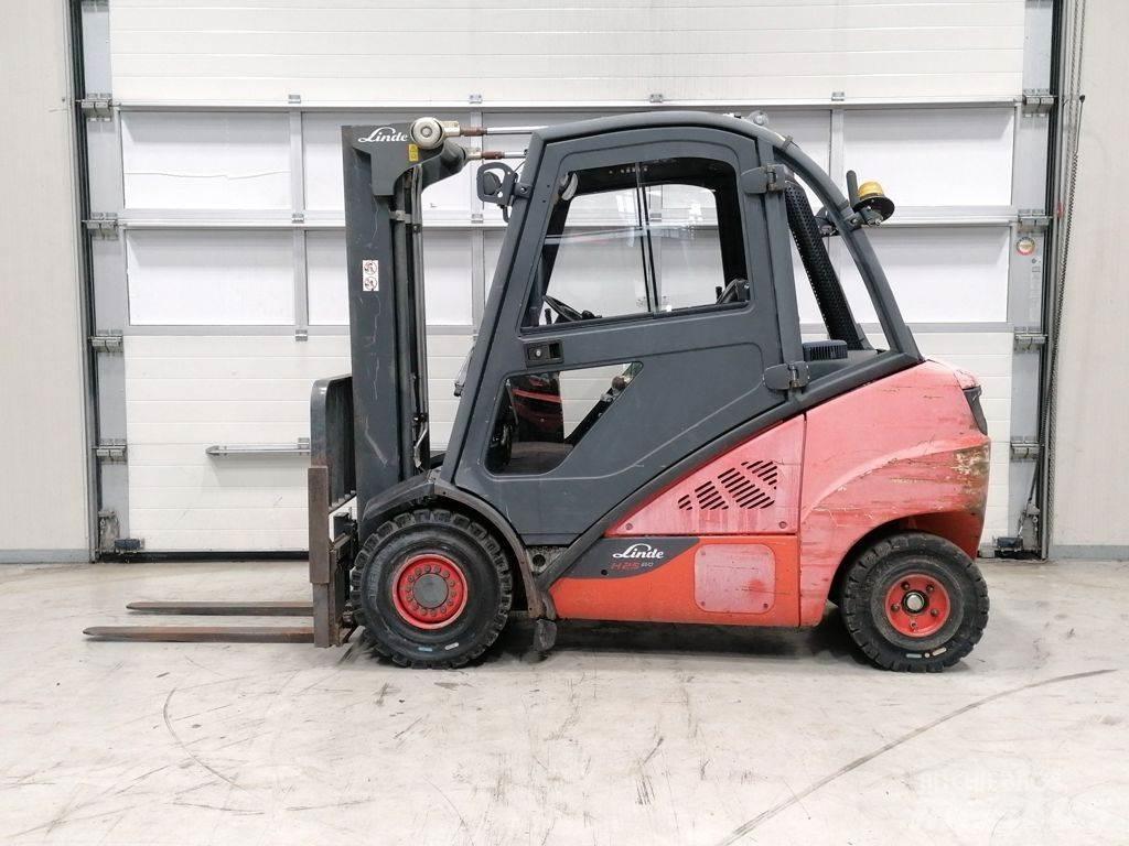 Linde H25D-02/600 Газові навантажувачі