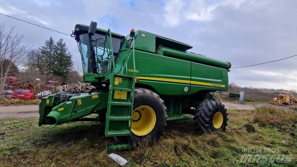 John Deere S 690 Зернозбиральні комбайни
