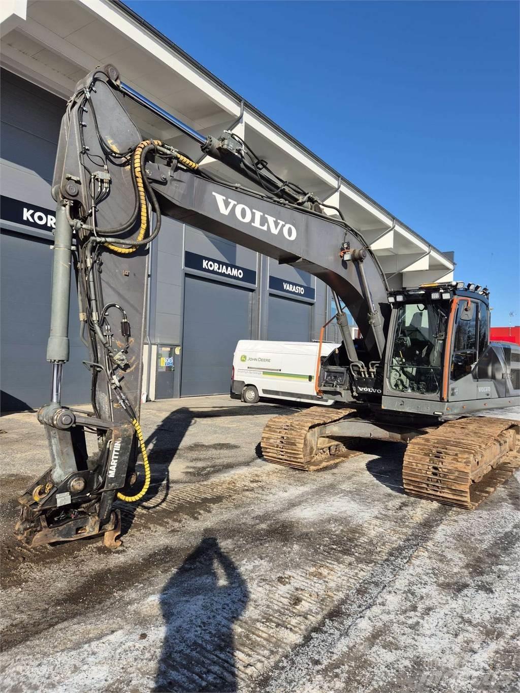 Volvo EC220EL Гусеничні екскаватори