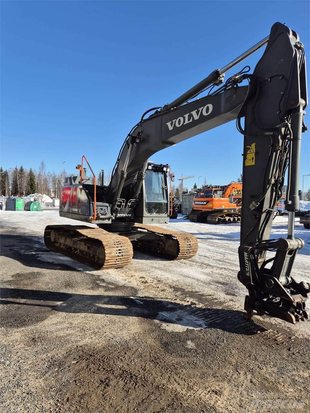 Volvo EC220EL Гусеничні екскаватори
