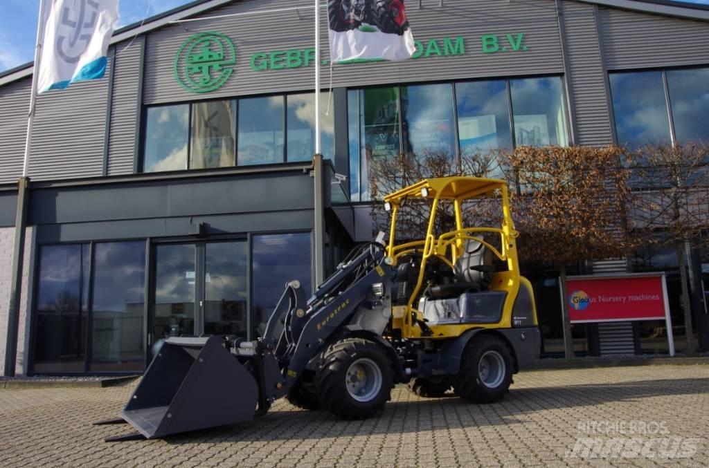 Eurotrac W11 Фронтальні навантажувачі