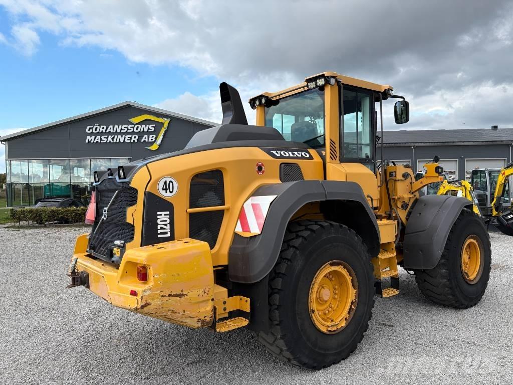 Volvo L 120 H Фронтальні навантажувачі