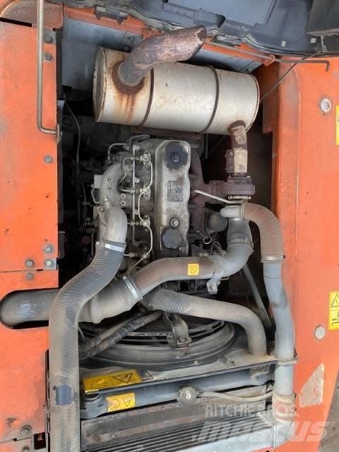 Hitachi ZX 180 W Колісні екскаватори
