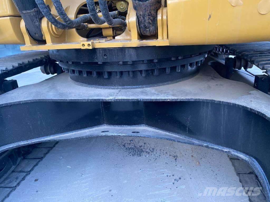 CAT 336 D Гусеничні екскаватори