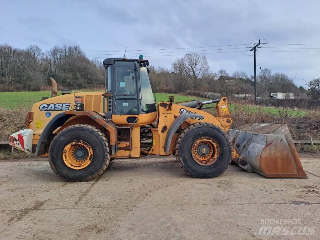 CASE 921 F Фронтальні навантажувачі