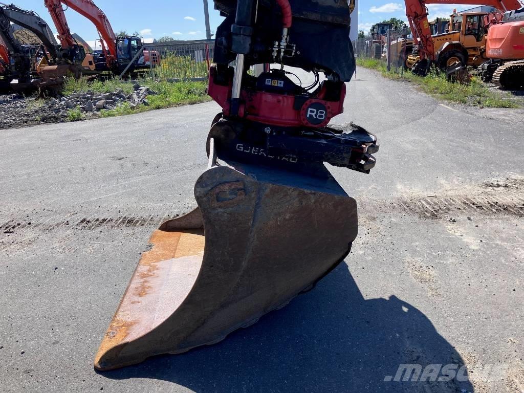 Hitachi ZX 300 LC-6 Гусеничні екскаватори