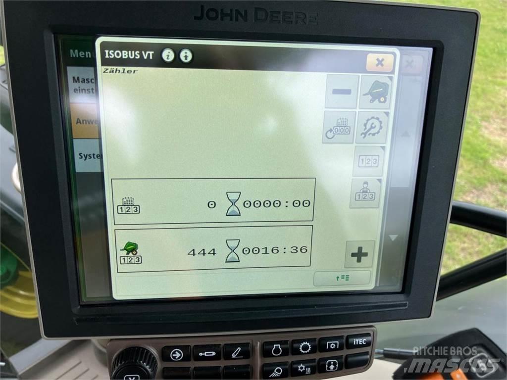 John Deere V461M Рулонні прес-підбирачі