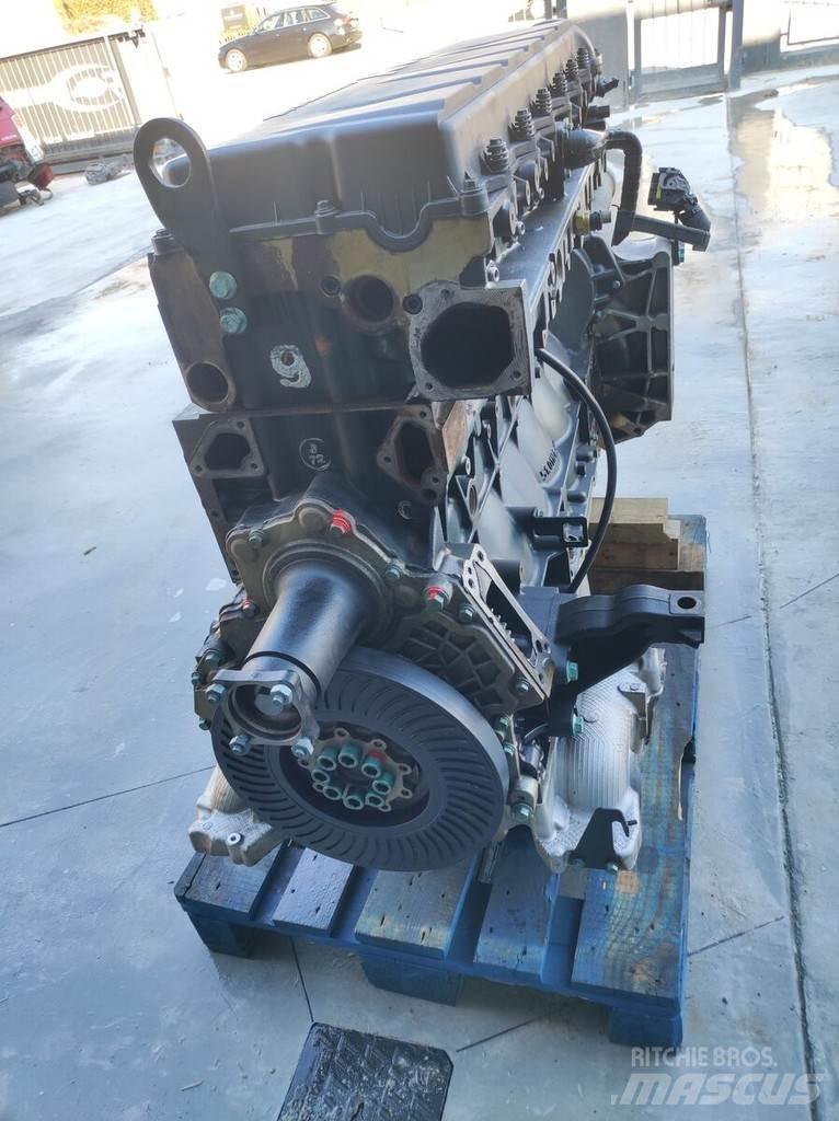 MAN D2066 440 hp Двигуни