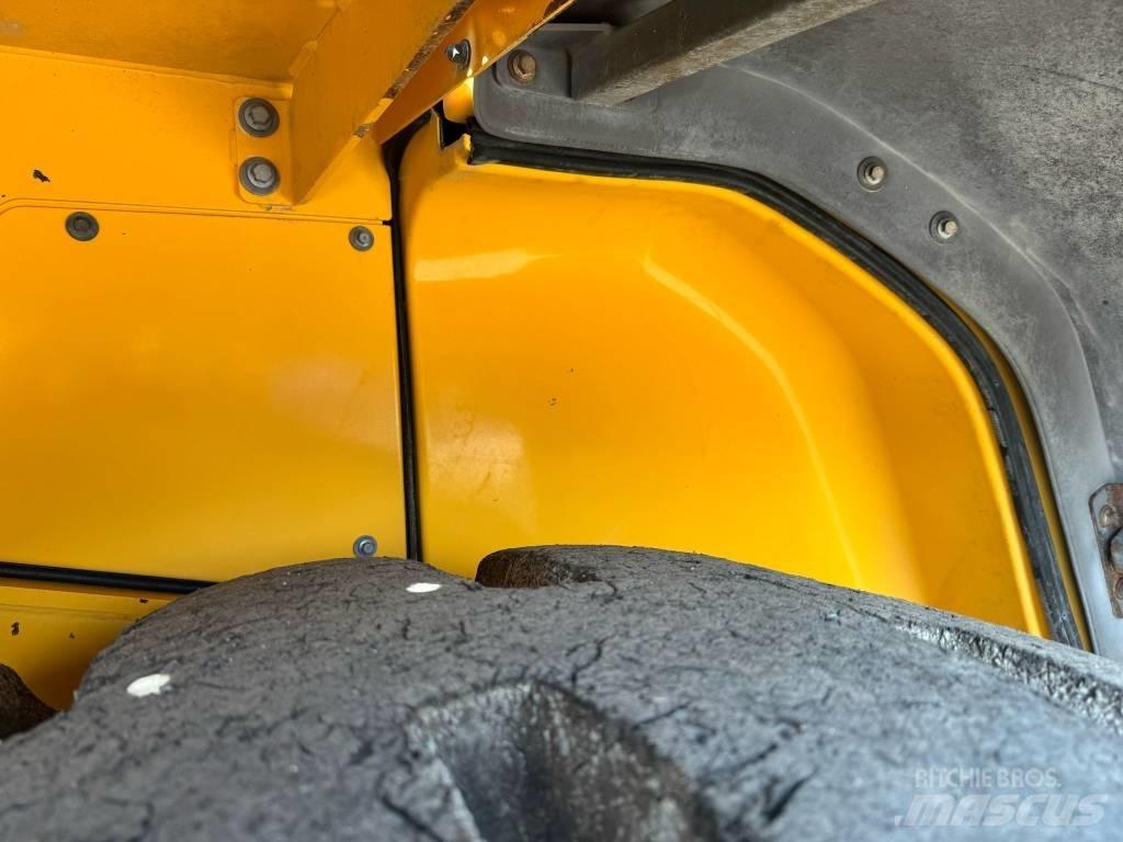 Volvo L 120 H Фронтальні навантажувачі