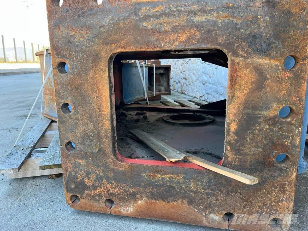 Rammer RB 42 Грейфери