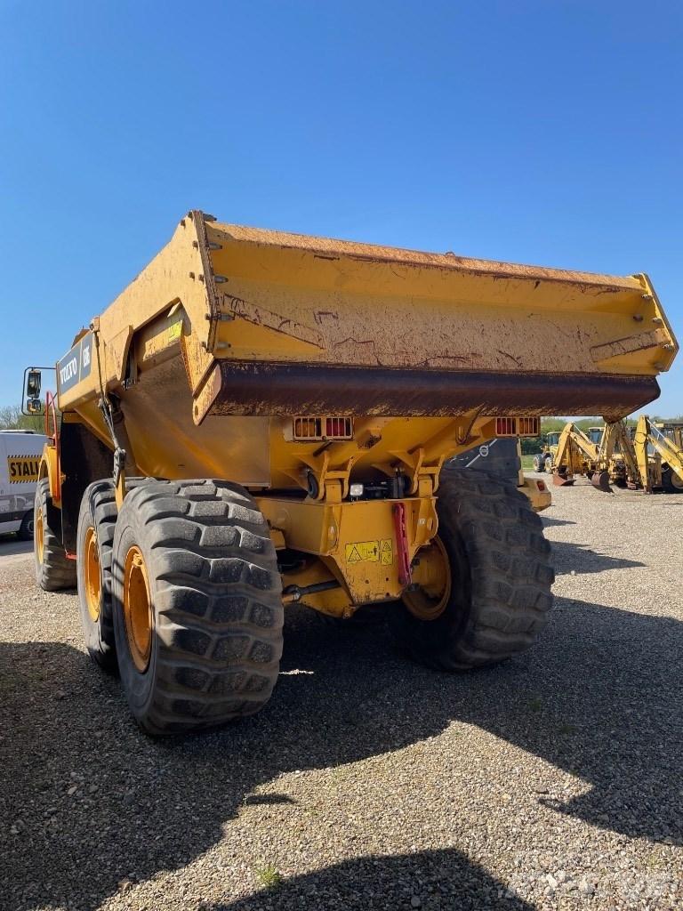 Volvo A30G Зчленовані самоскиди