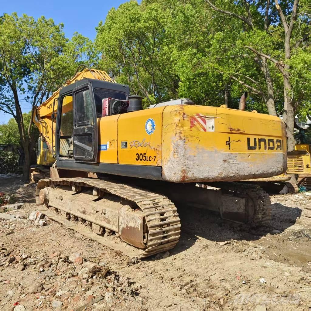 Hyundai R305LC Гусеничні екскаватори