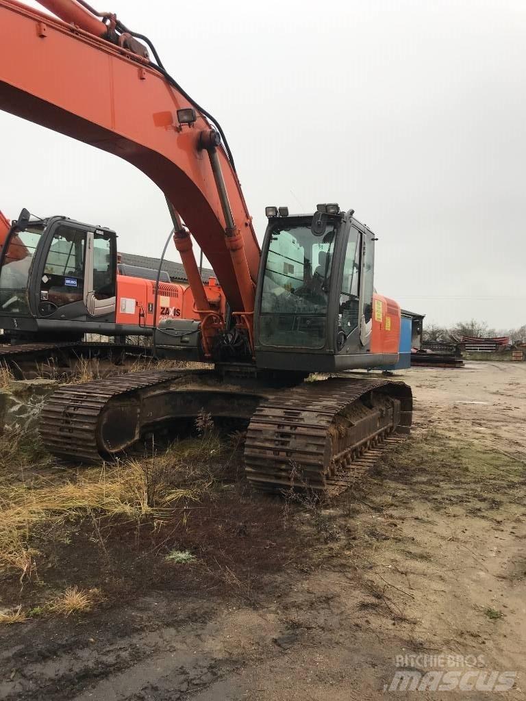 Hitachi ZX 280 Гусеничні екскаватори