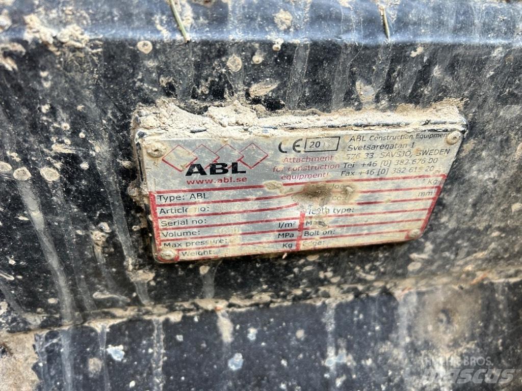 ABL S70 Ковші