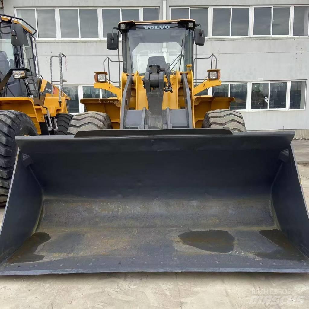Volvo L 105 Фронтальні навантажувачі