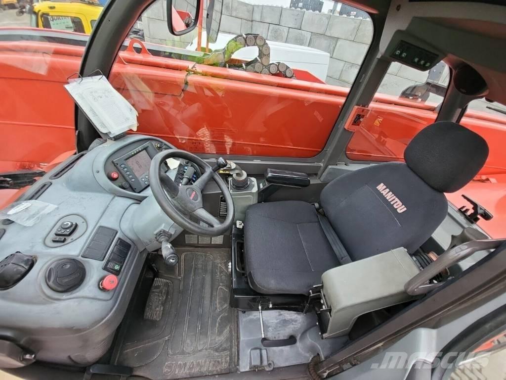 Manitou MRT3050 Телескопічні навантажувачі