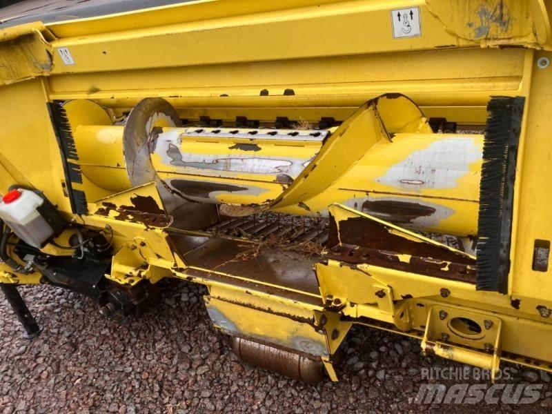 John Deere 8400 Кормозбиральні комбайни