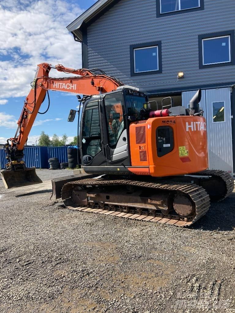 Hitachi ZX 135 US-6 Гусеничні екскаватори