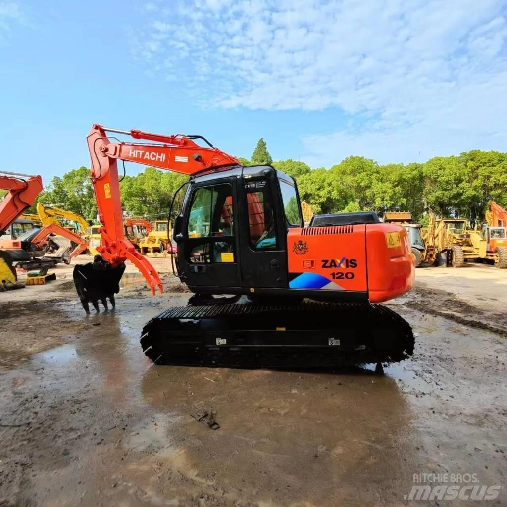 Hitachi ZX 120 Гусеничні екскаватори
