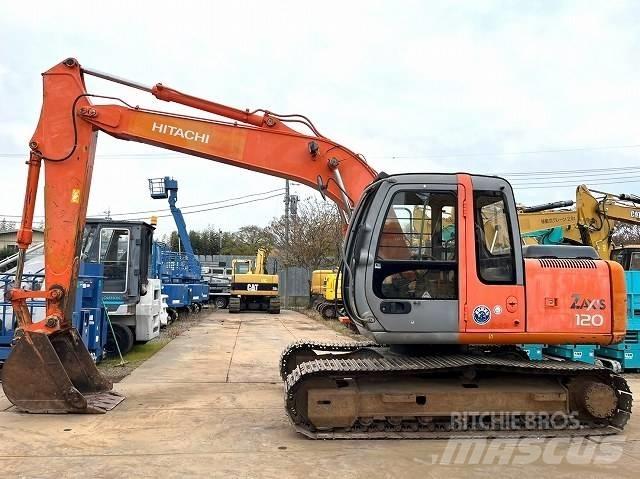 Kubota K-120 Гусеничні екскаватори