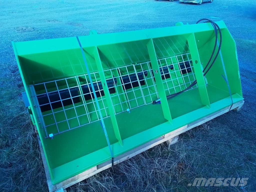 Sami SL-2300 Розсіювачі солі та піску