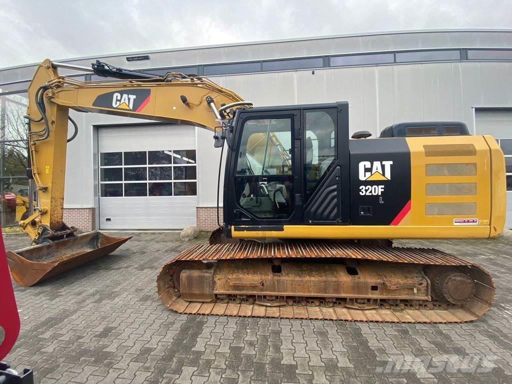 CAT 320 FL Гусеничні екскаватори