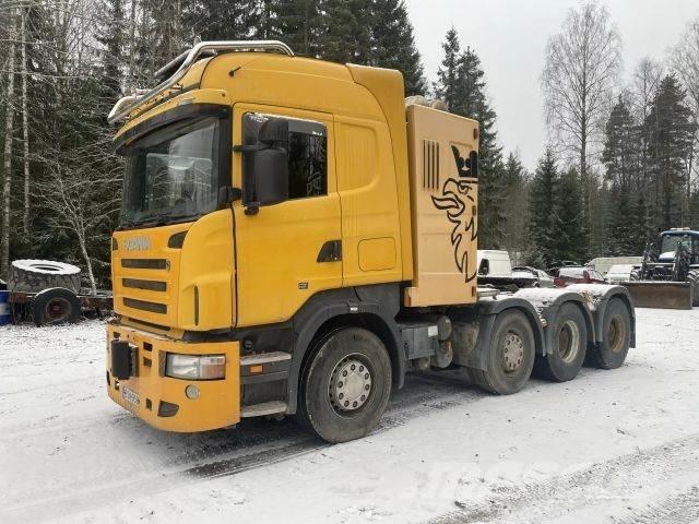 Scania R580 8x4/4 Тягачі