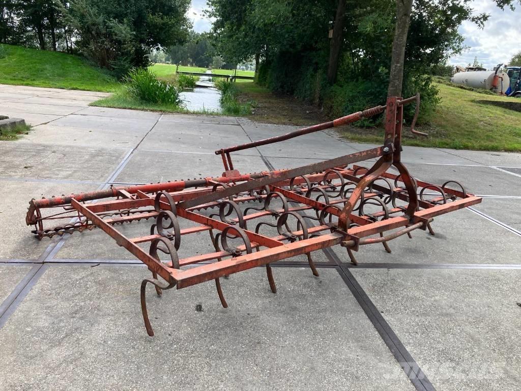 Kongskilde triltand Культиватори