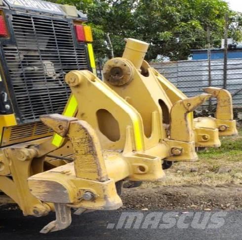 CAT 140 M Грейдери