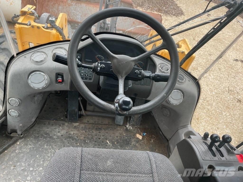 Volvo L 90 G Фронтальні навантажувачі