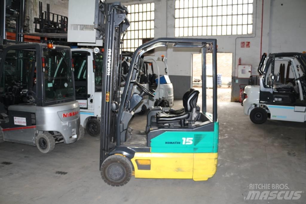 Komatsu FB15M-2R Електронавантажувачі