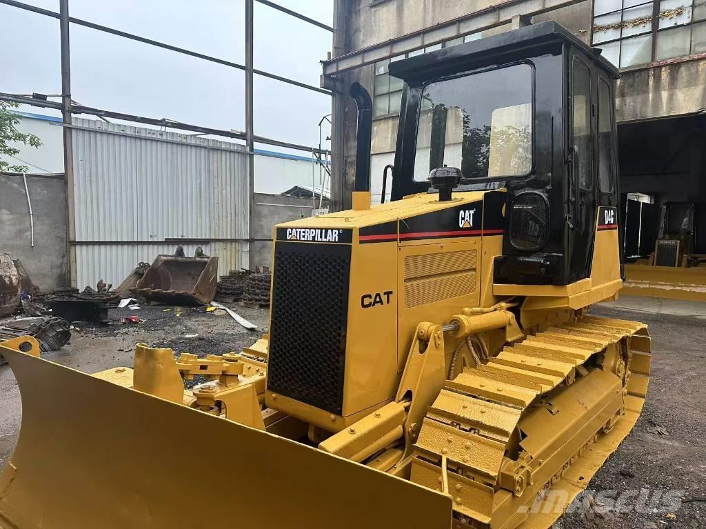 CAT D 4 C Гусеничні бульдозери