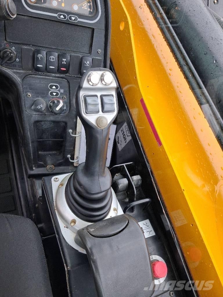 JCB 540-140 Телескопічні навантажувачі
