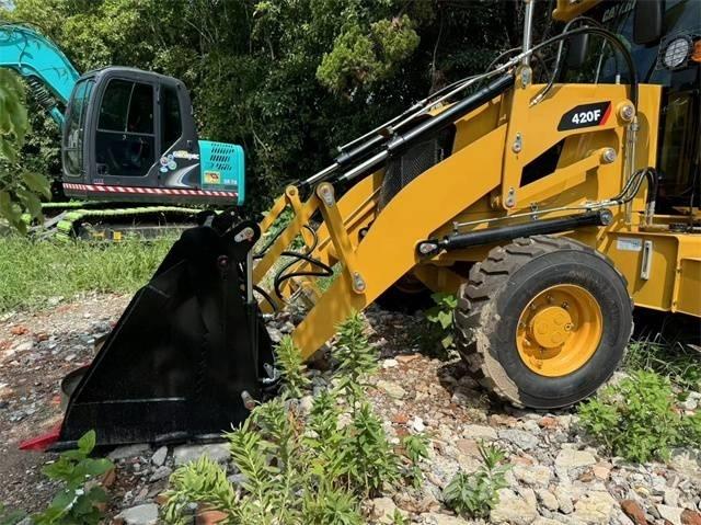 CAT 420 F Екскаватори-навантажувачі