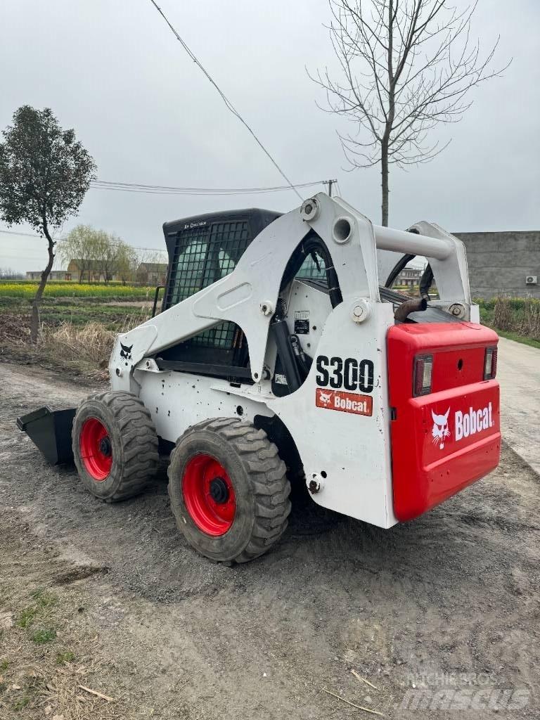 Bobcat S 300 Міні-навантажувачі